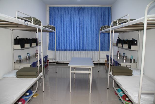 新疆警察学院宿舍图片