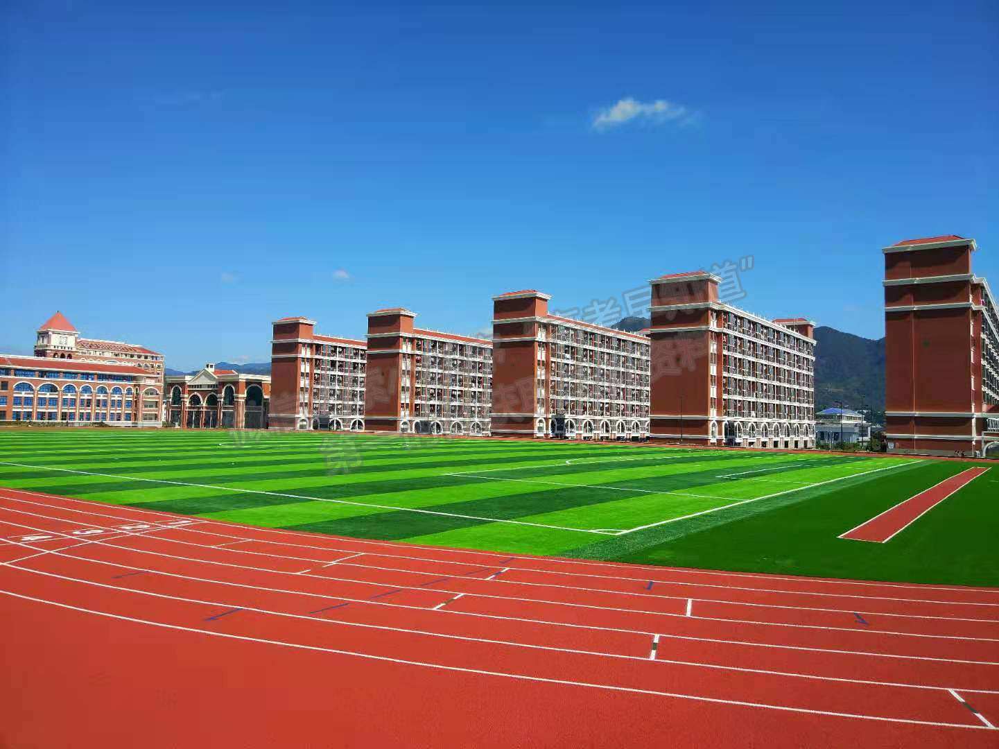 百年名校——-福州英华职业学院简介